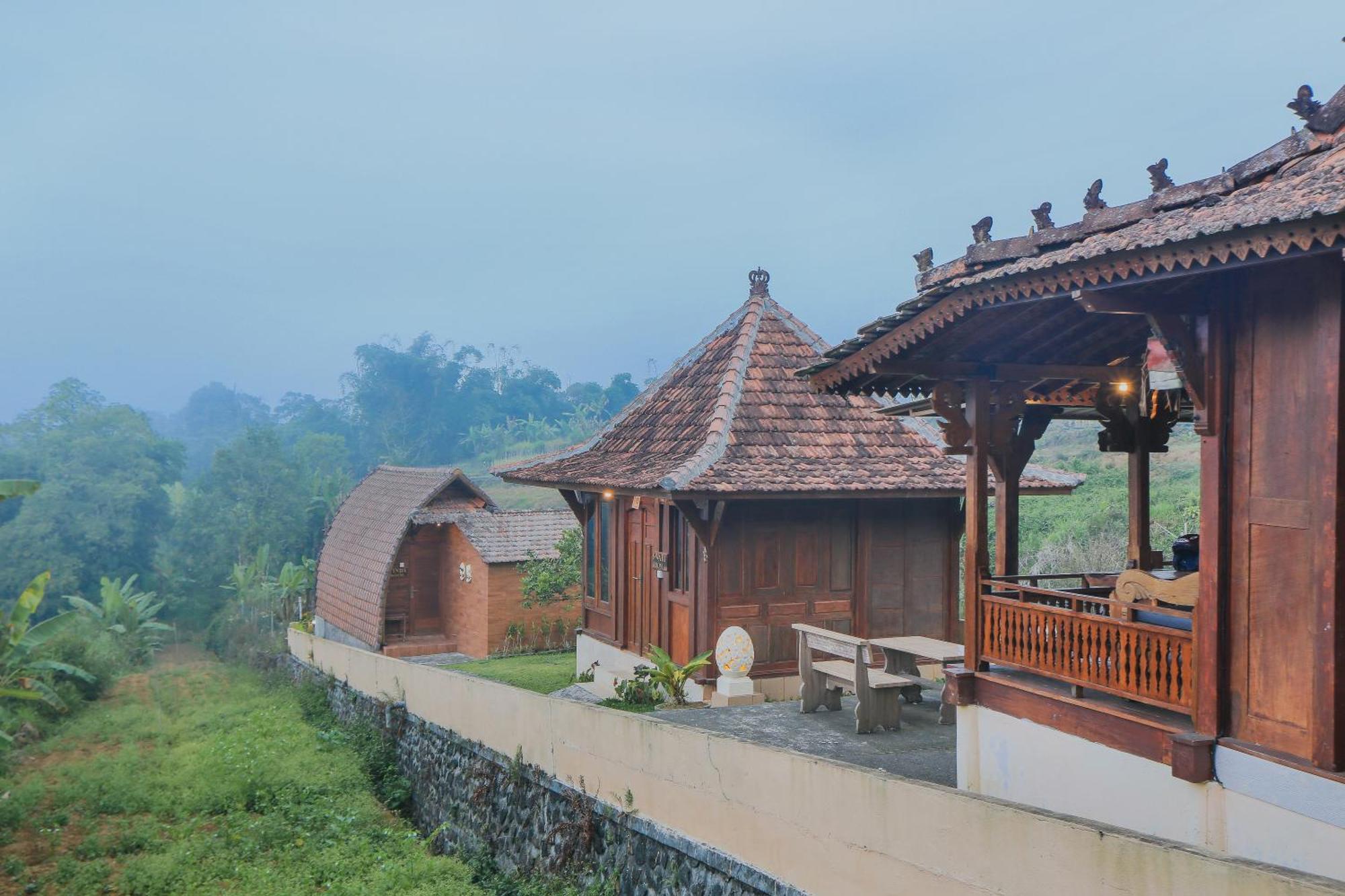 Tunjung Sari Villa Bedugul 브두굴 외부 사진